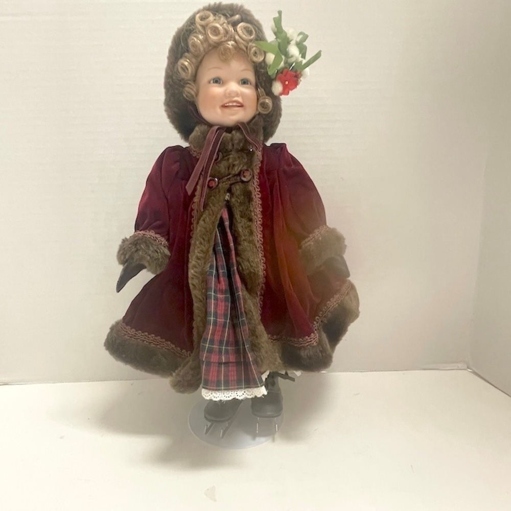 Vintage Porcelain 1997 Ashton-Drake Mémoires of Victorian Childhood Skating Doll